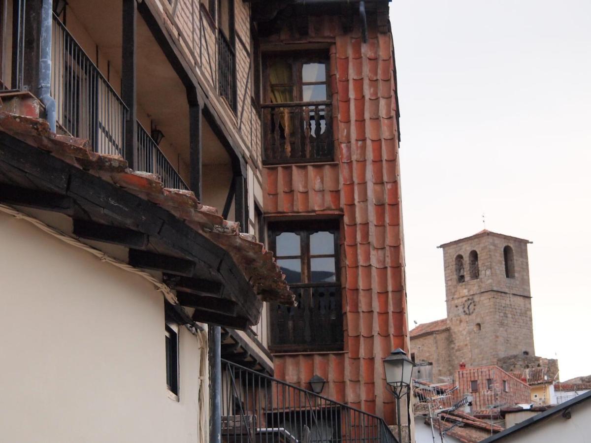 Apartamentos La Iguana Hervás エクステリア 写真