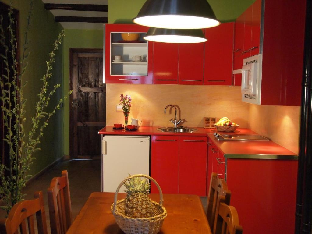 Apartamentos La Iguana Hervás 部屋 写真