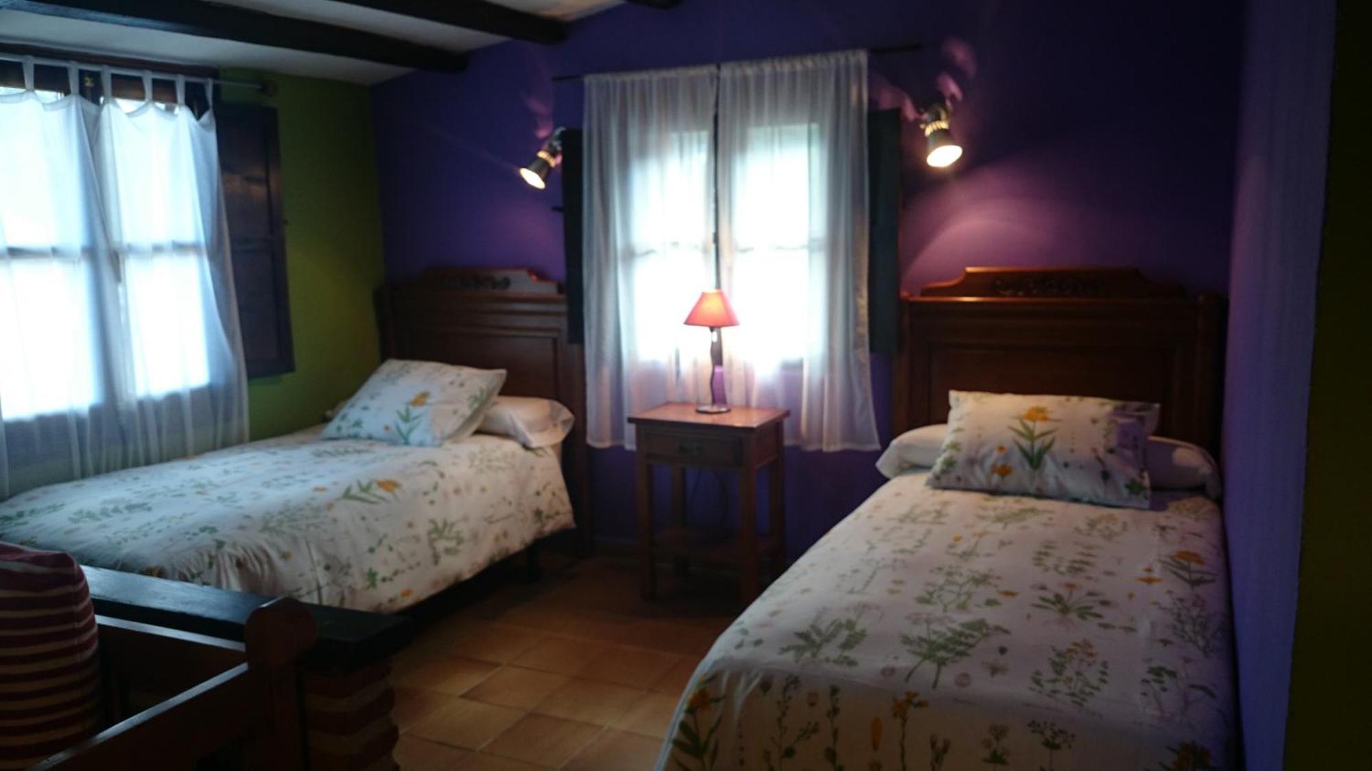 Apartamentos La Iguana Hervás エクステリア 写真